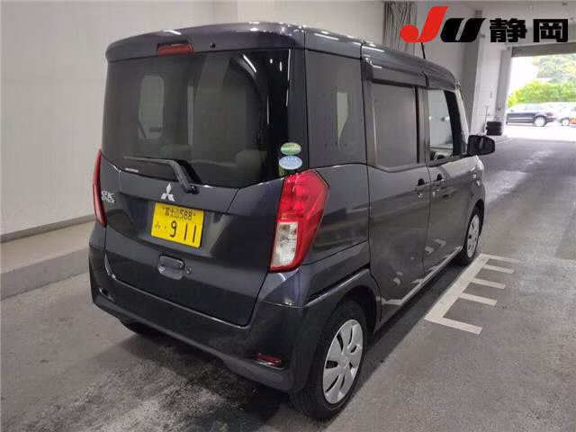 MITSUBISHI EK SPACE