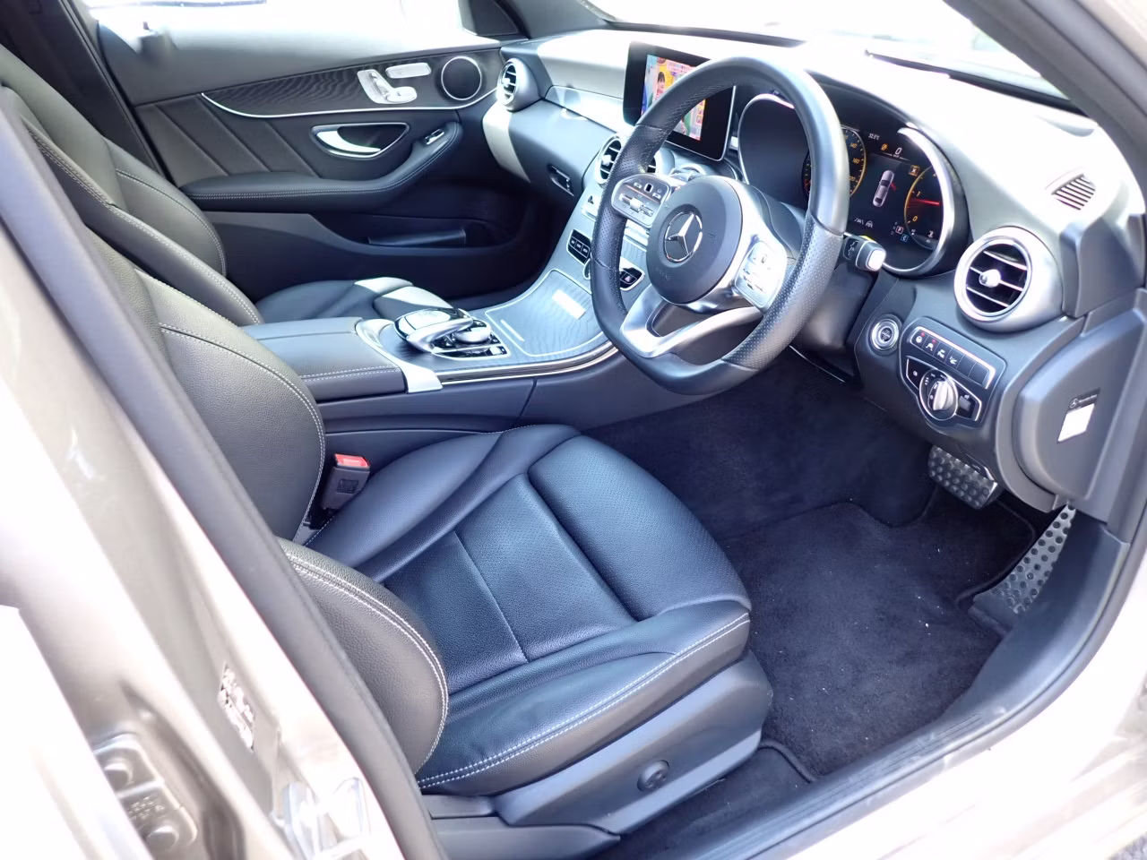 MERCEDES-BENZ C-CLASS