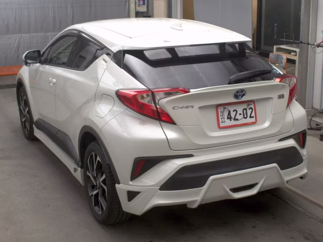 TOYOTA C-HR