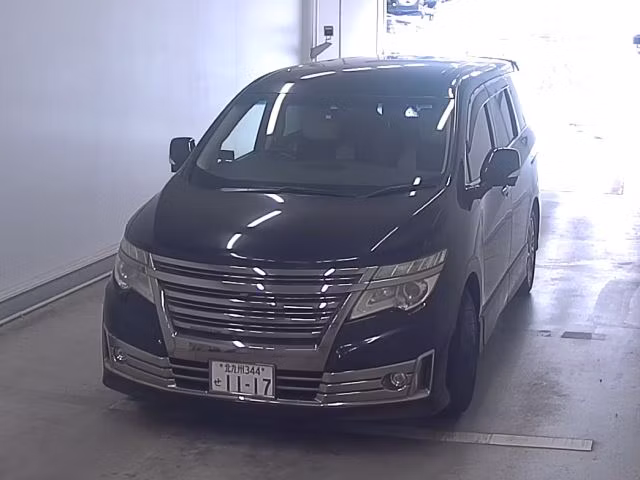 NISSAN ELGRAND