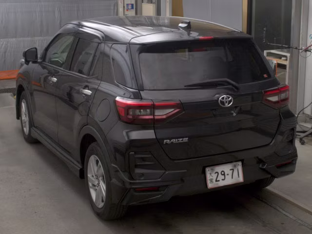 TOYOTA RAIZE
