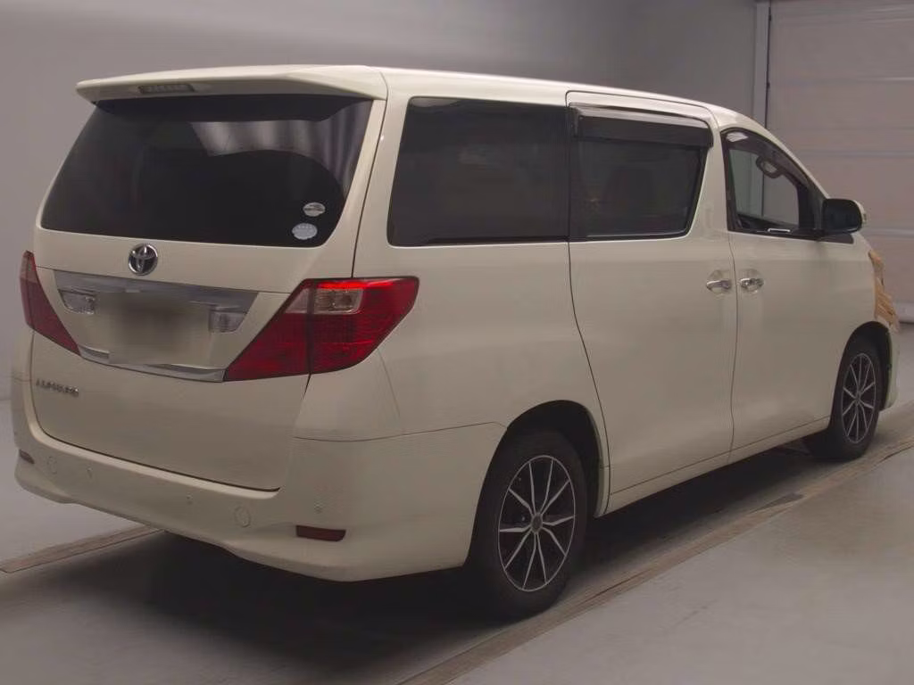 TOYOTA ALPHARD