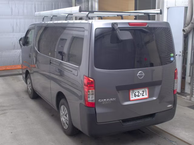 NISSAN NV350 CARAVAN