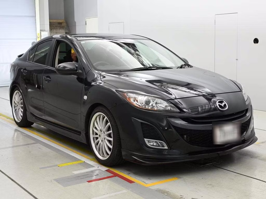 MAZDA AXELA
