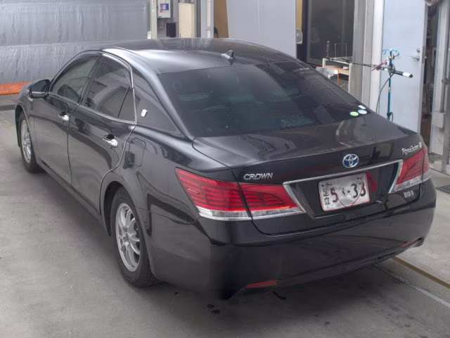TOYOTA CROWN