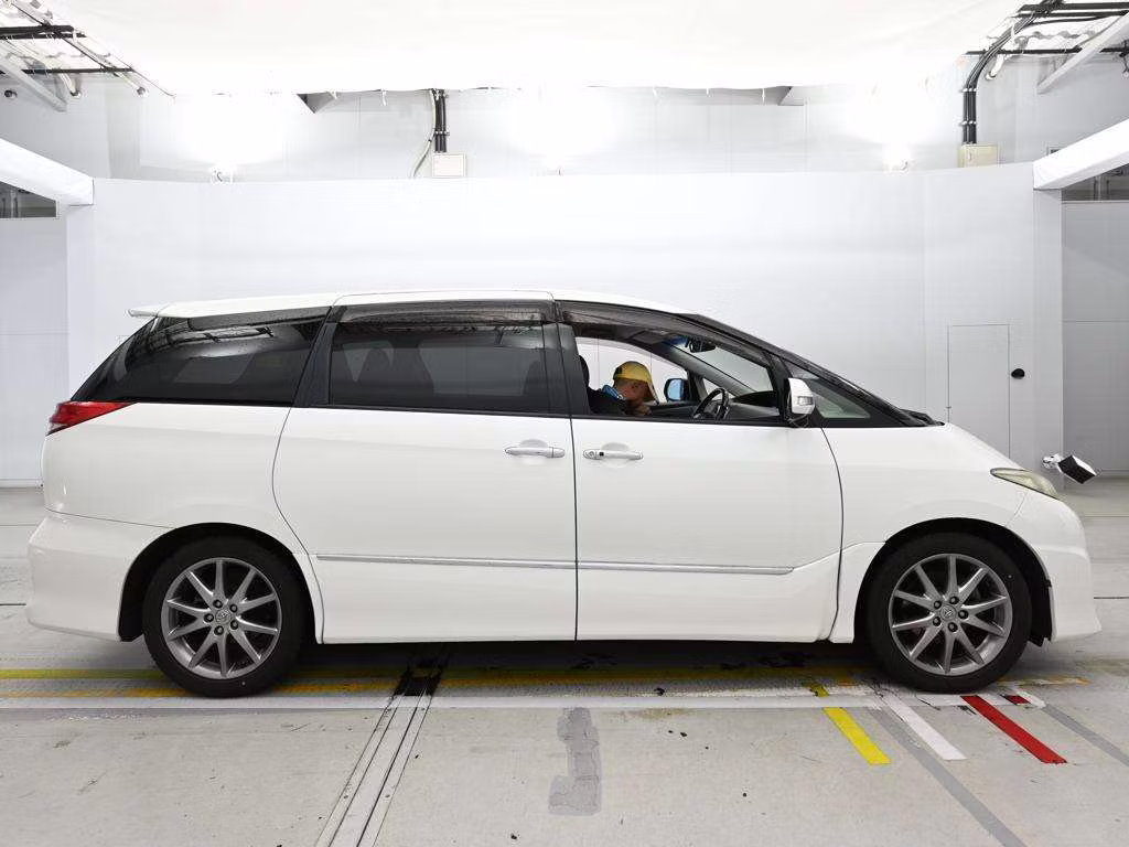 TOYOTA ESTIMA