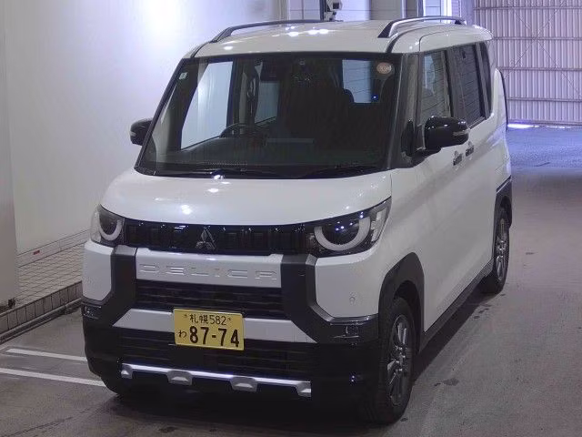MITSUBISHI DELICA MINI