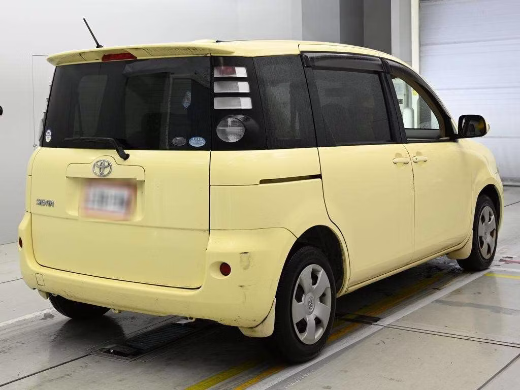 TOYOTA SIENTA