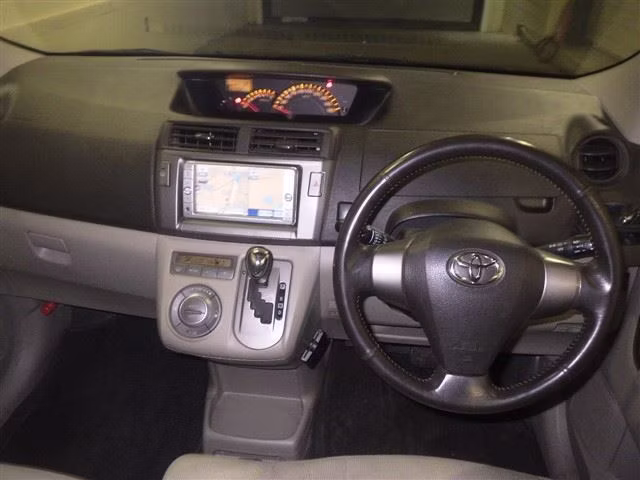 TOYOTA PASSO SETTE