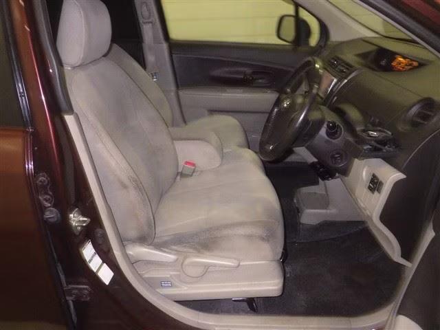 TOYOTA PASSO SETTE