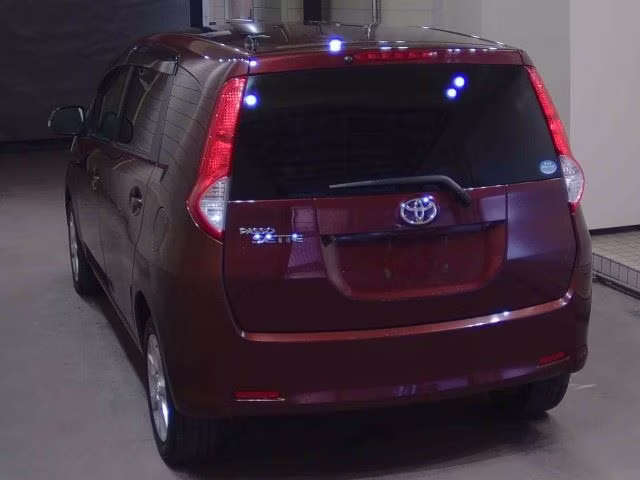 TOYOTA PASSO SETTE