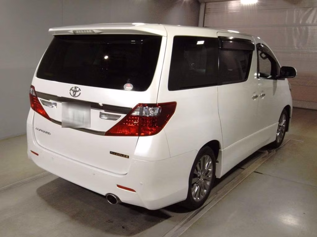 TOYOTA ALPHARD