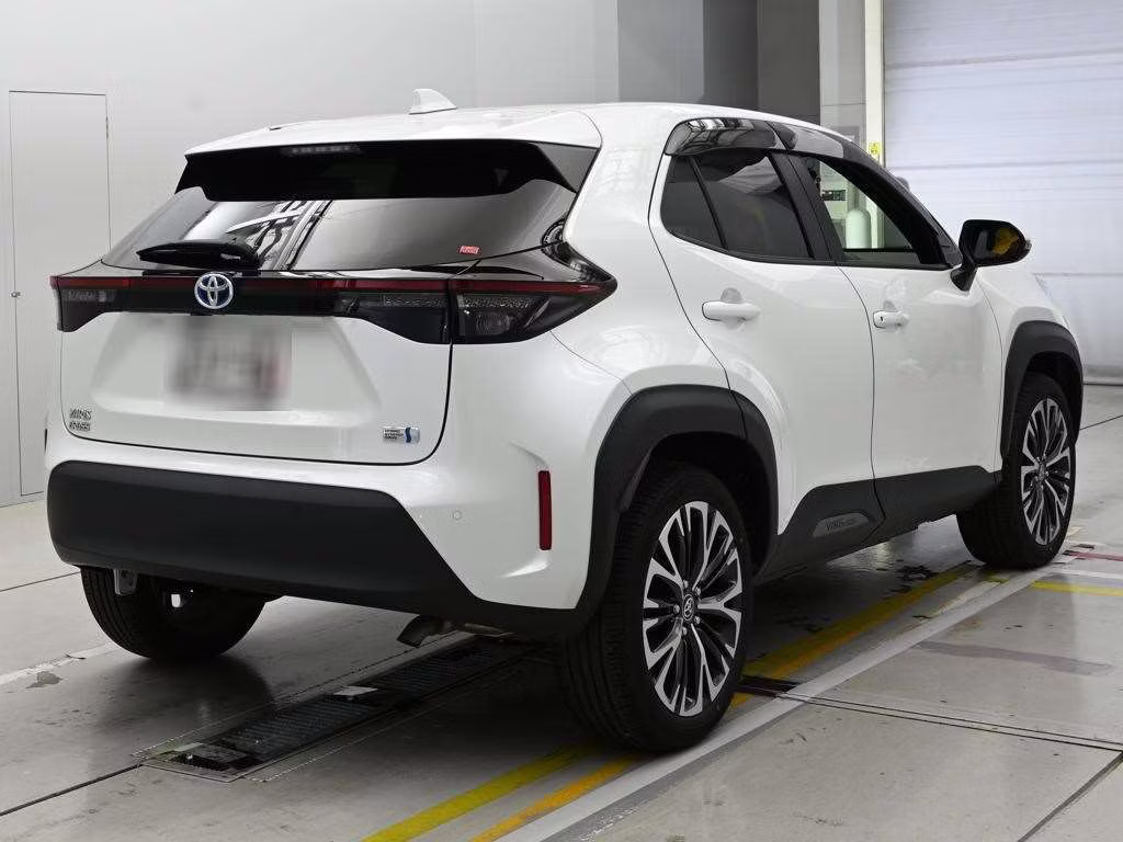 TOYOTA YARIS CROSS