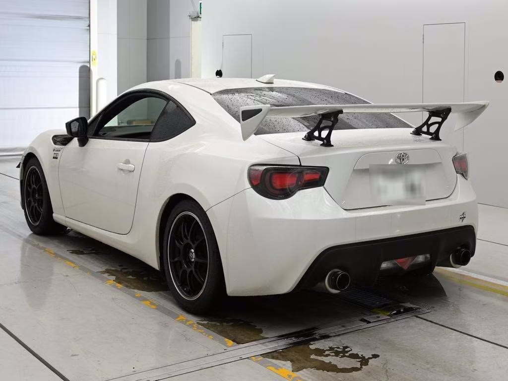TOYOTA GT 86