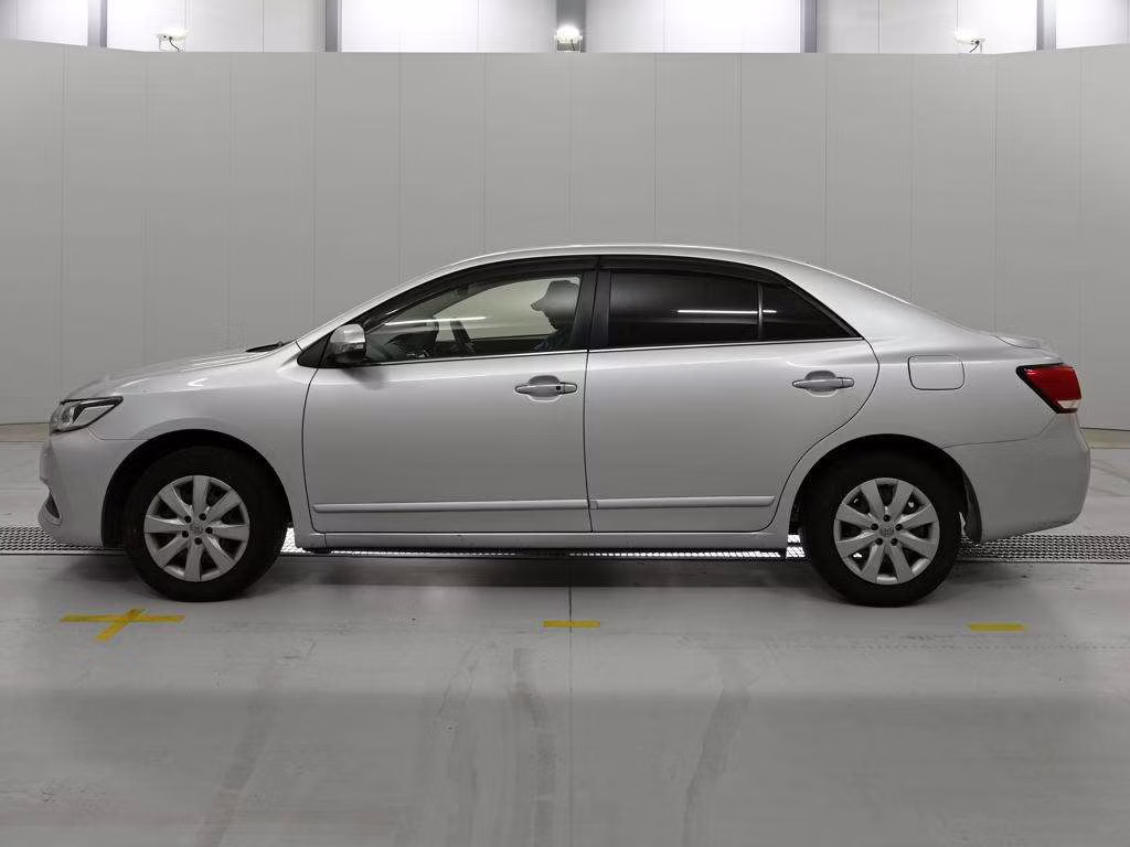 TOYOTA PREMIO