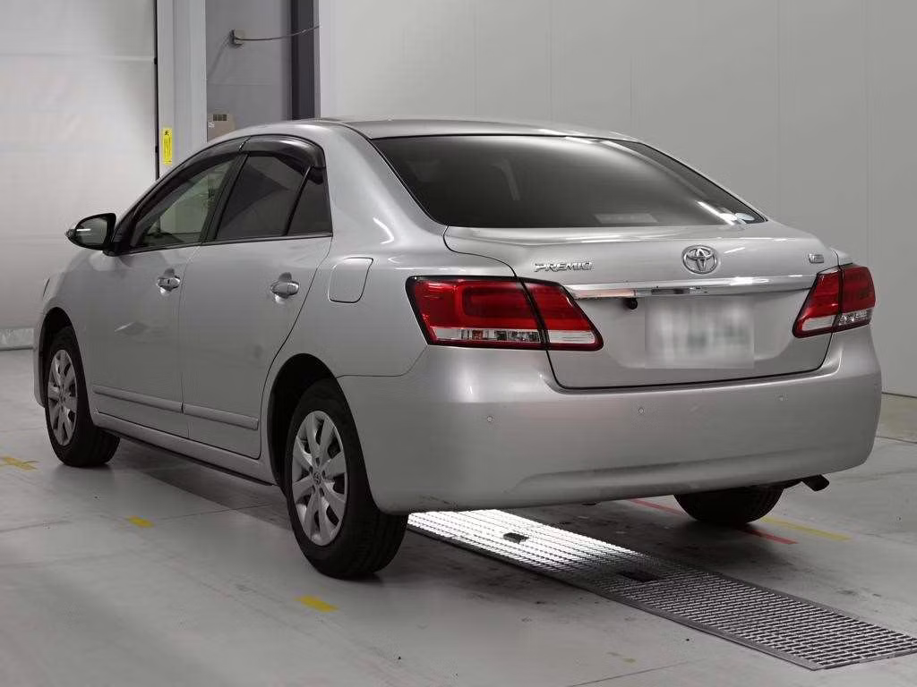 TOYOTA PREMIO