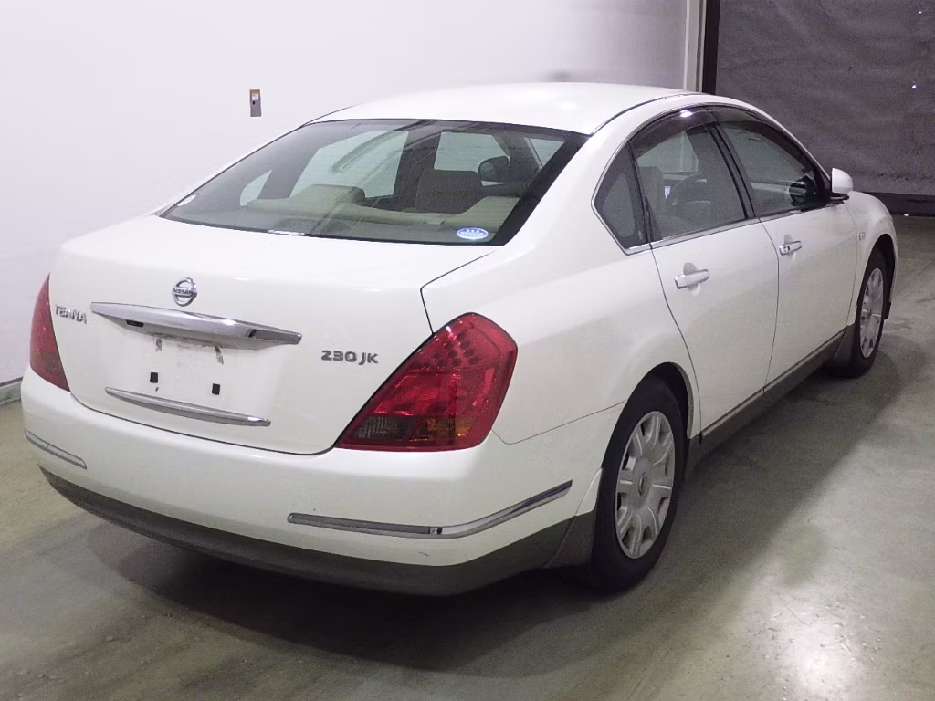 NISSAN TEANA