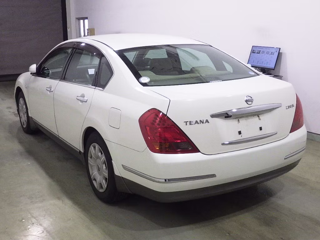 NISSAN TEANA