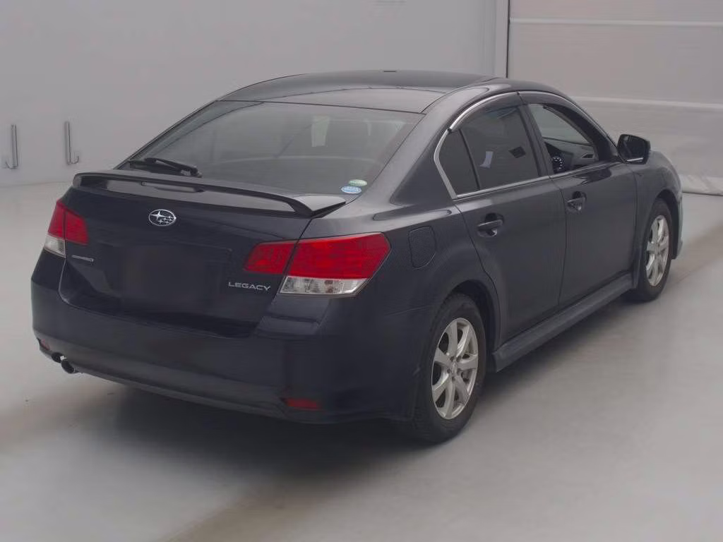SUBARU LEGACY B4