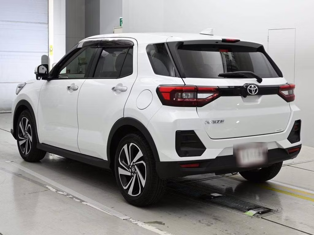 TOYOTA RAIZE