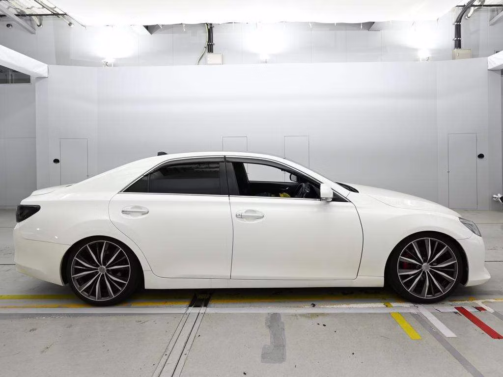 TOYOTA MARK X