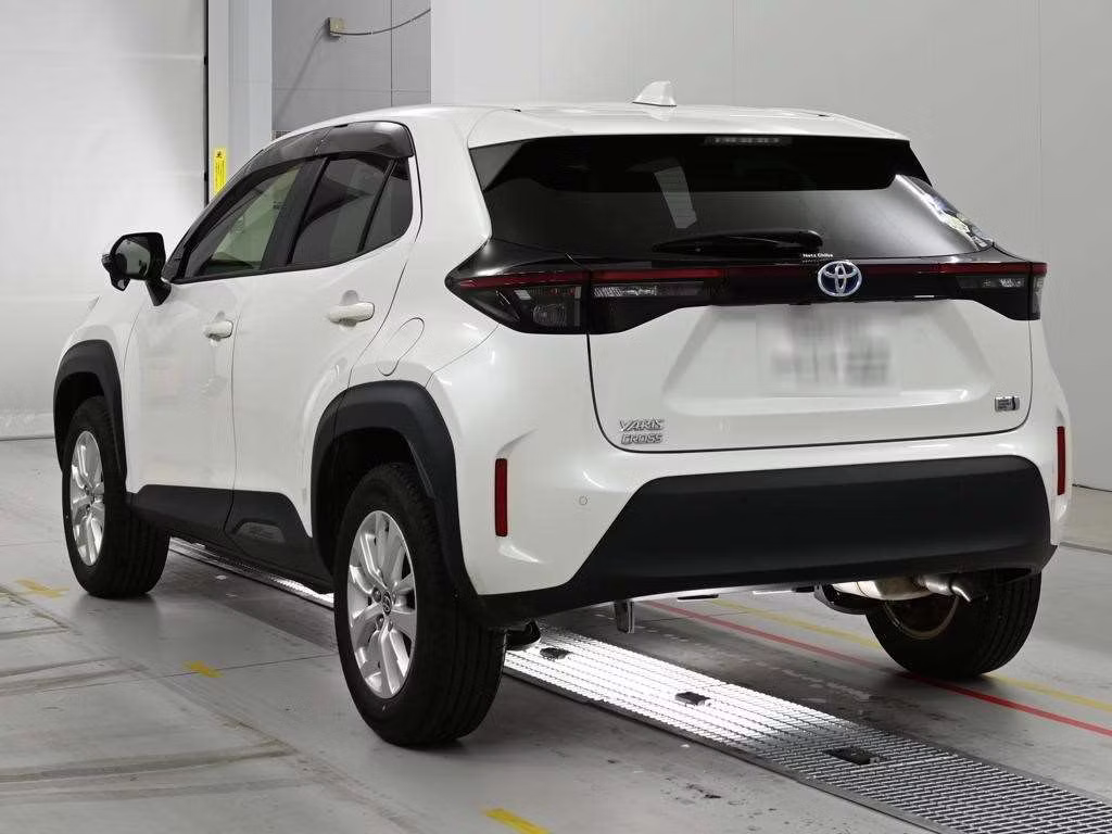 TOYOTA YARIS CROSS