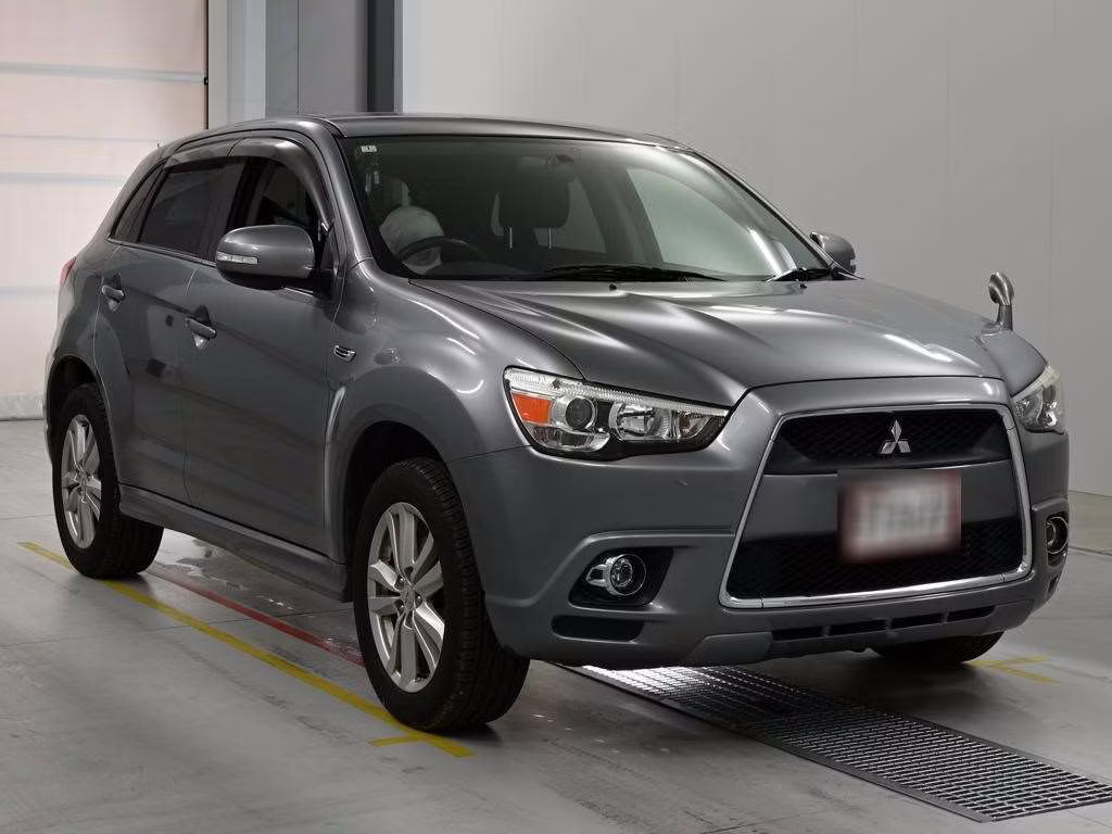 MITSUBISHI RVR