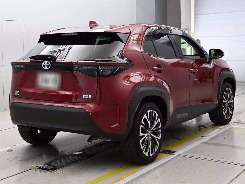 TOYOTA YARIS CROSS