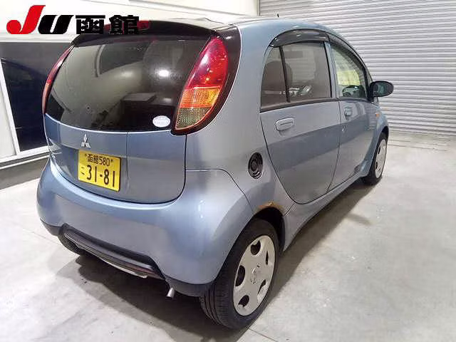 MITSUBISHI I
