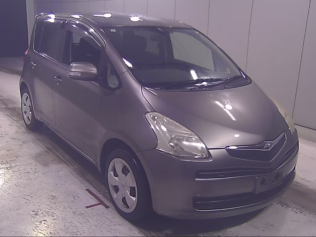 TOYOTA RACTIS