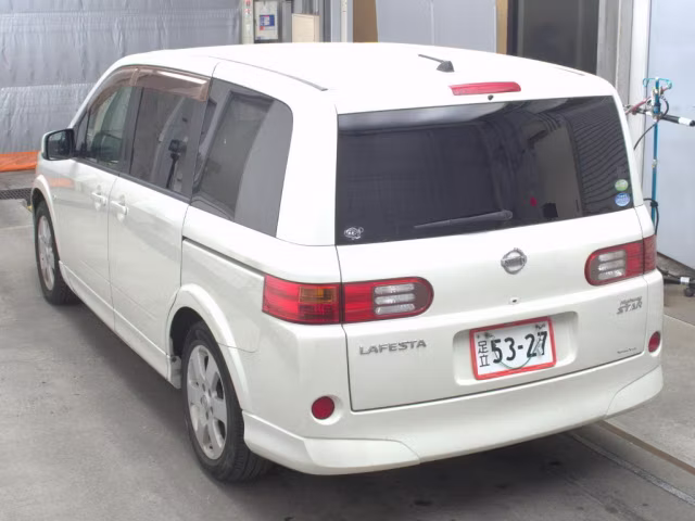 NISSAN LAFESTA