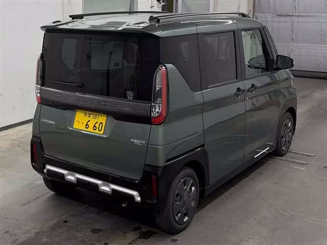MITSUBISHI DELICA MINI
