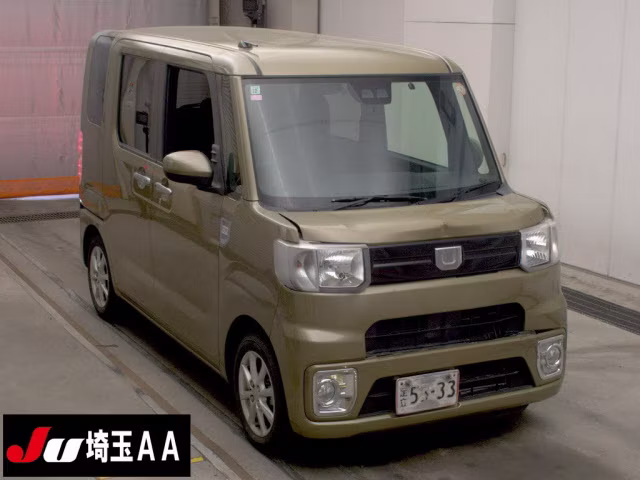 DAIHATSU WAKE