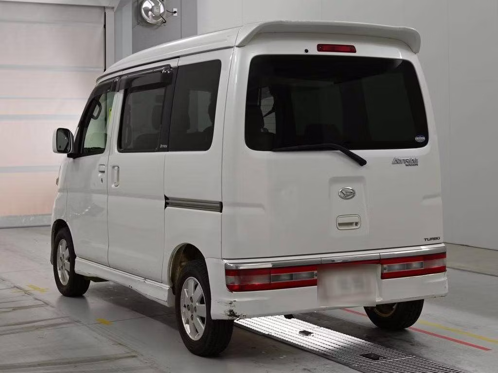 DAIHATSU ATRAI