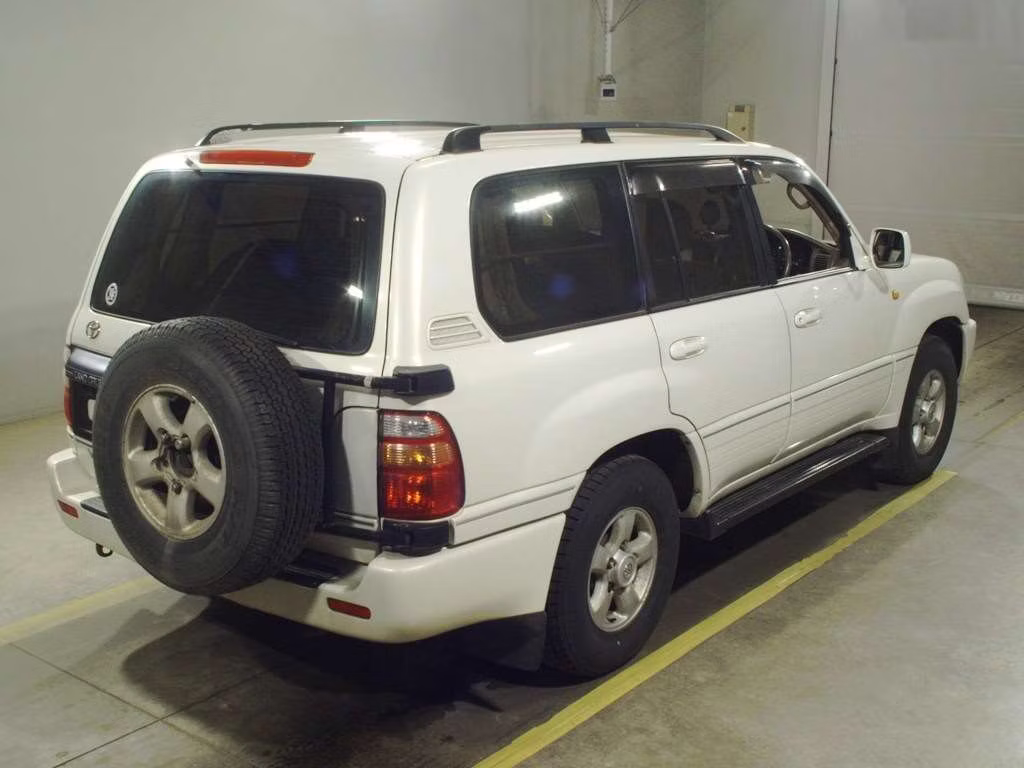TOYOTA LAND CRUISER