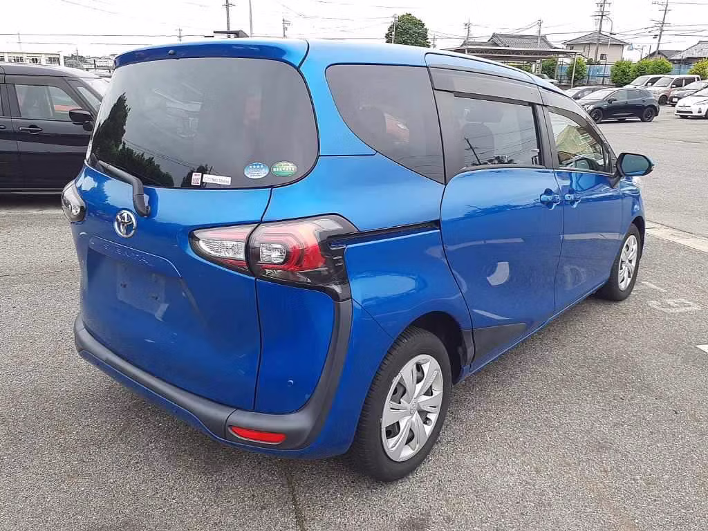 TOYOTA SIENTA