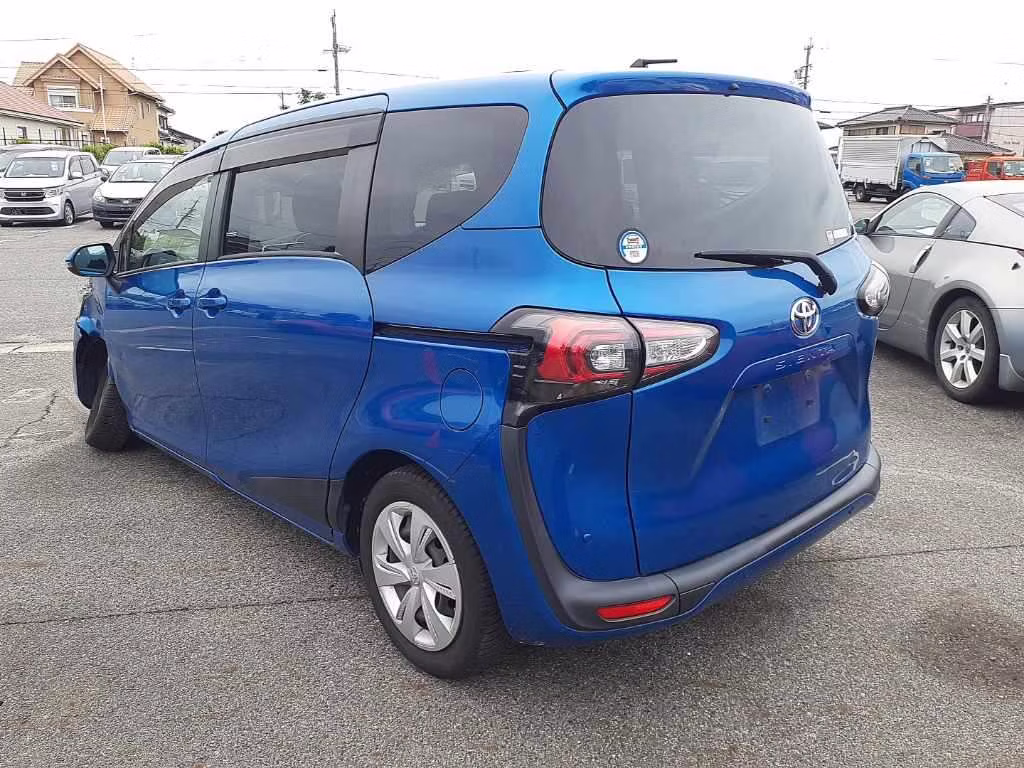 TOYOTA SIENTA