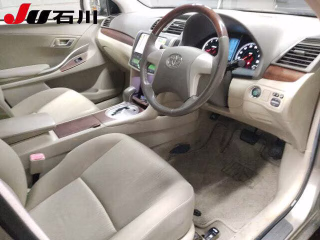 TOYOTA PREMIO