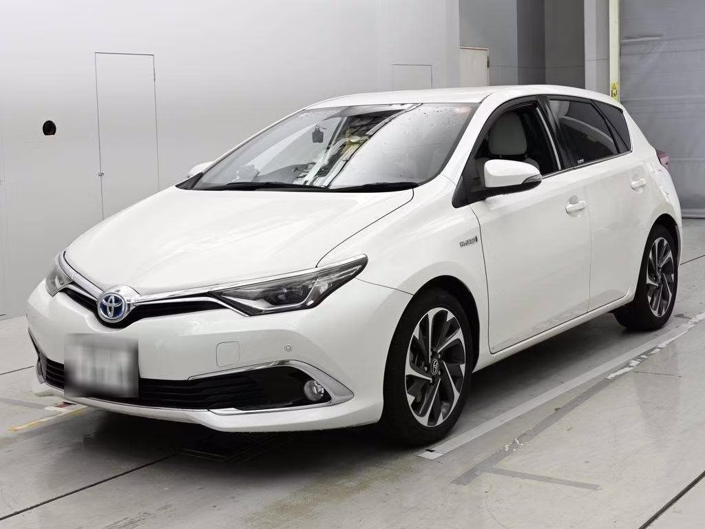 TOYOTA AURIS