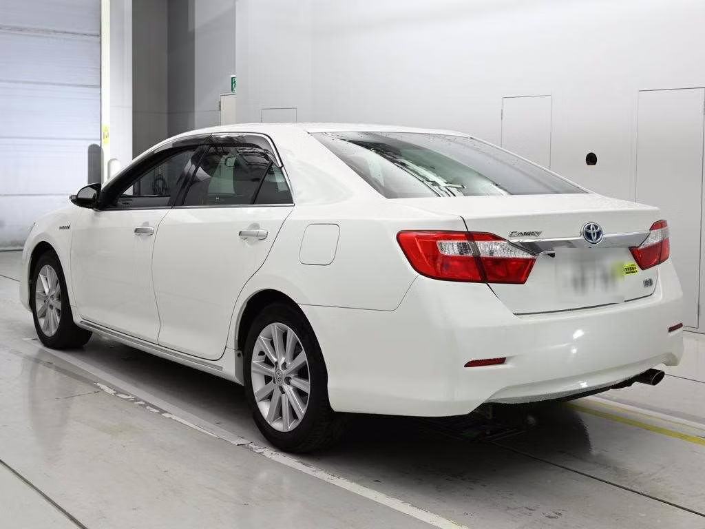 TOYOTA CAMRY
