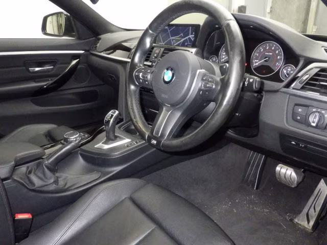 BMW 4-SERIES