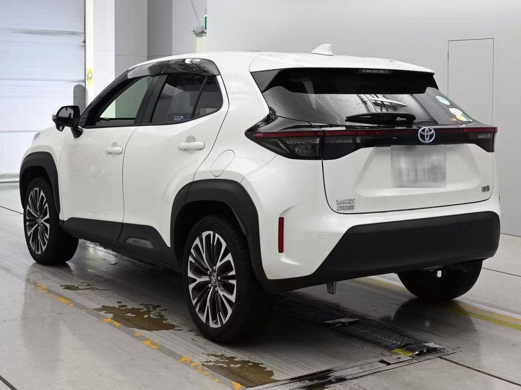 TOYOTA YARIS CROSS