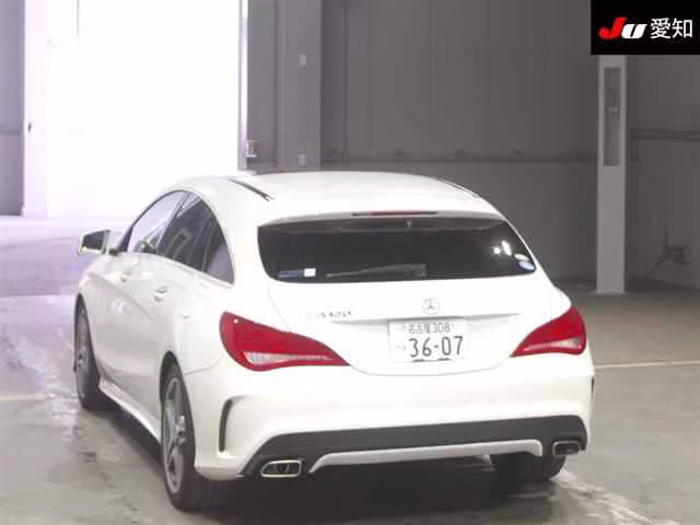 MERCEDES-BENZ CLA-CLASS