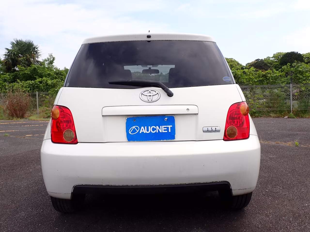 TOYOTA IST