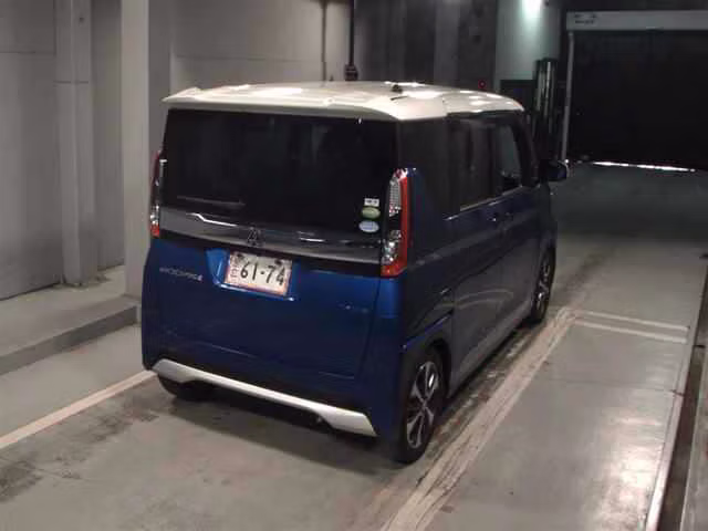 MITSUBISHI EK SPACE