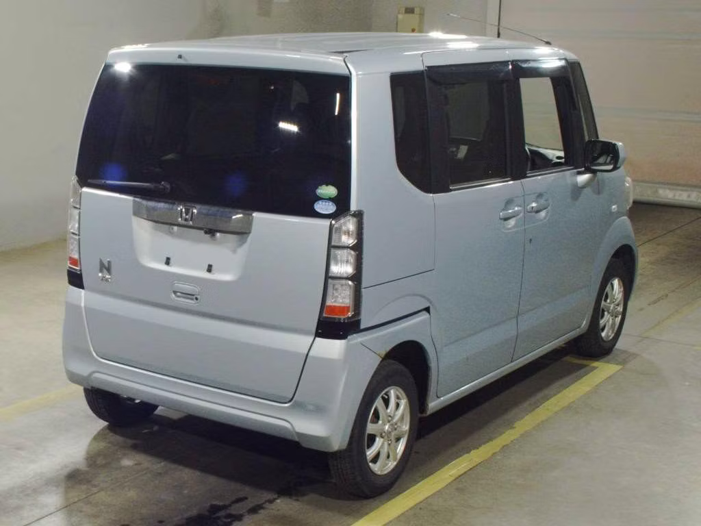 HONDA N-BOX