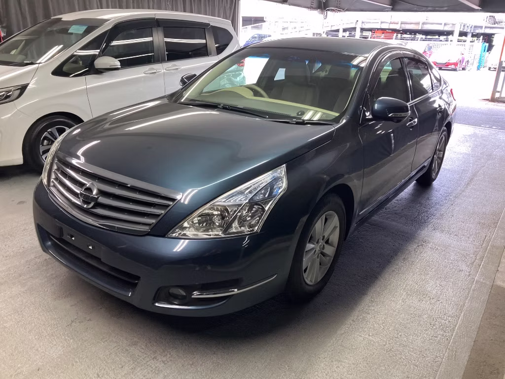 NISSAN TEANA