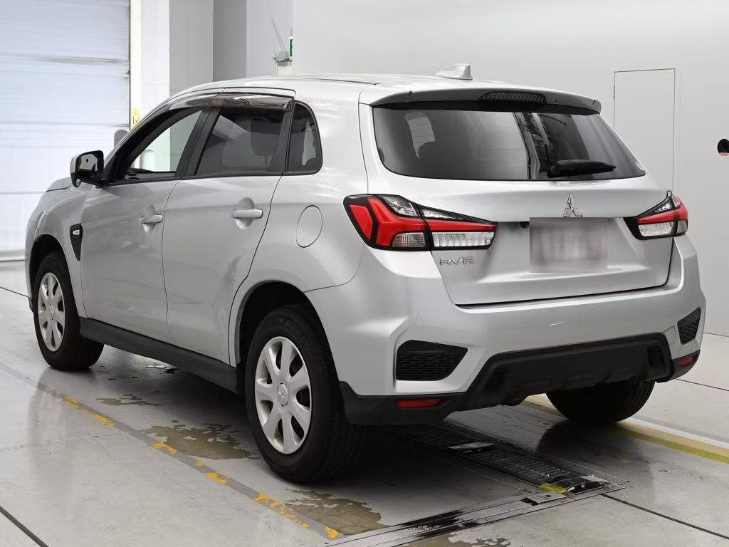 MITSUBISHI RVR
