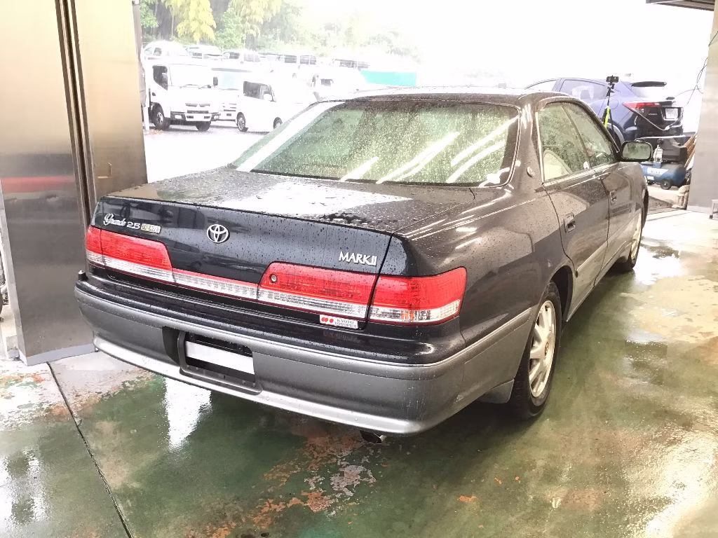 TOYOTA MARK II
