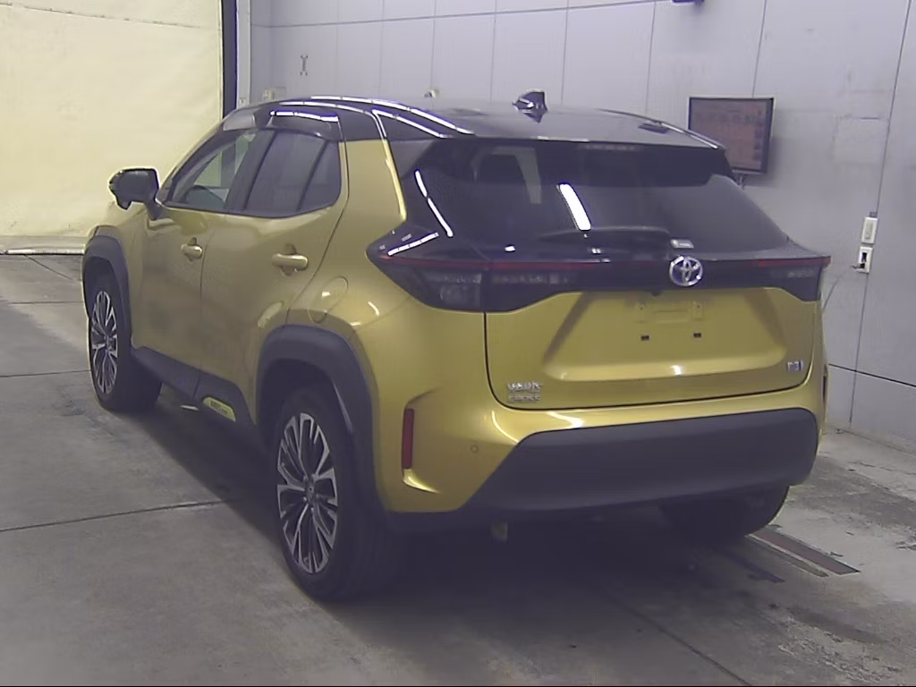 TOYOTA YARIS CROSS